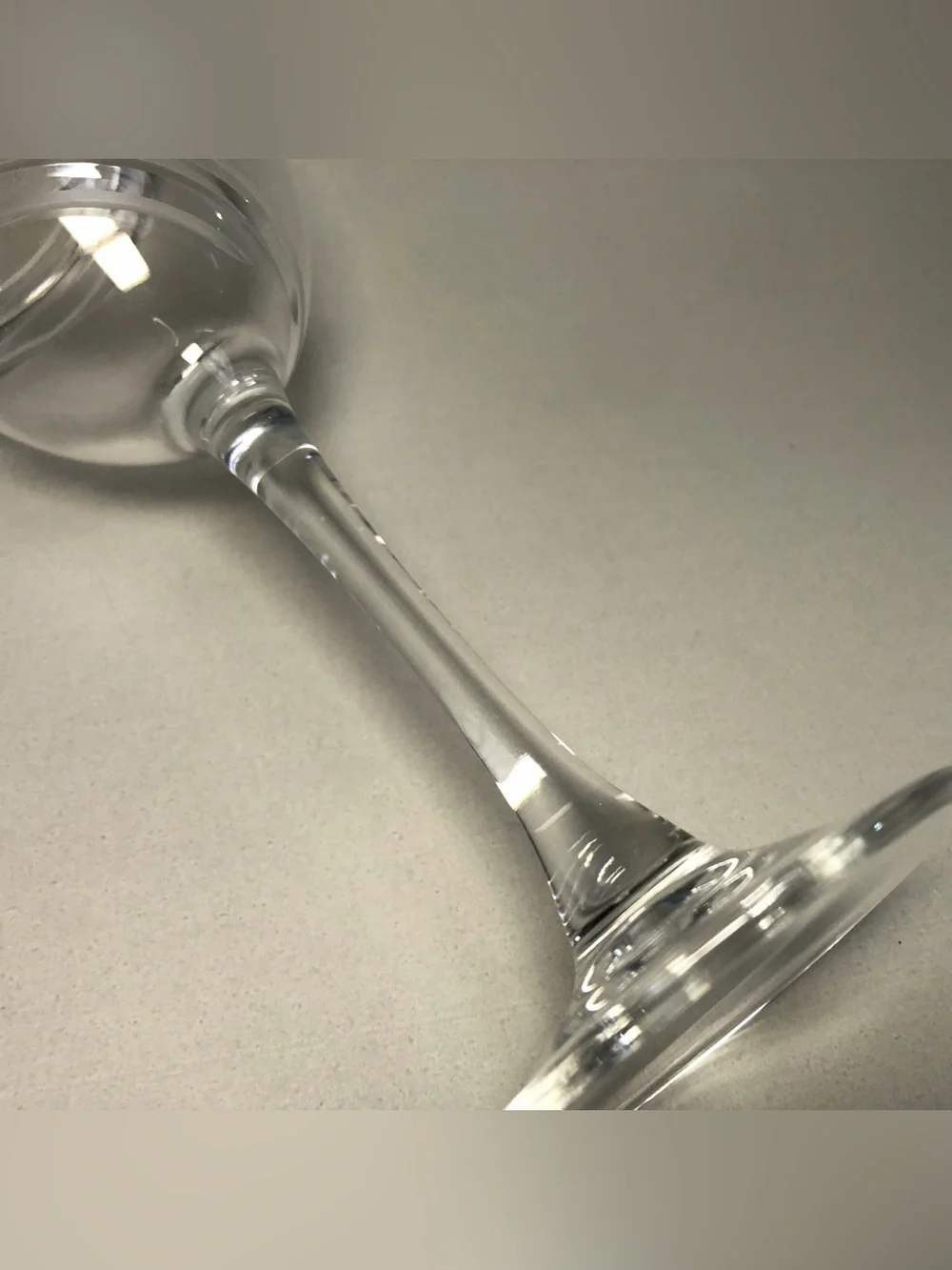 Cristal D’Arques - Durand Farandole Water Goblet, Swirl Design Set of 2